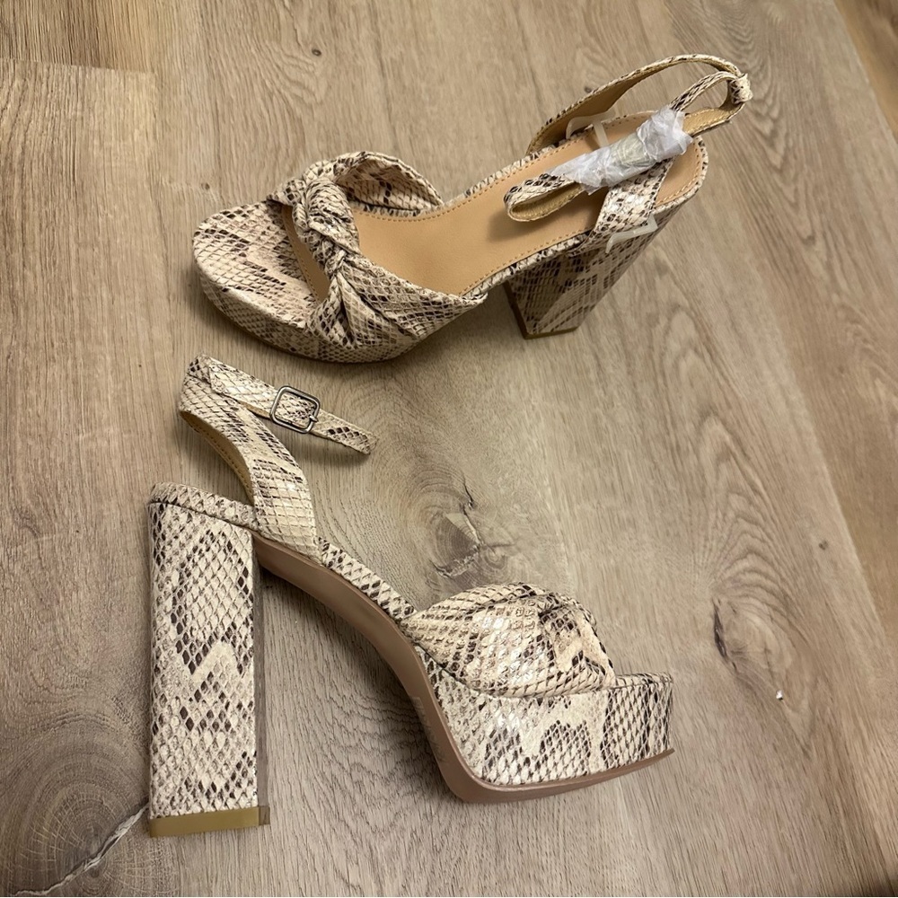 Nib Vici Poppy Heeled Python Platform Sandal - Be… - image 5